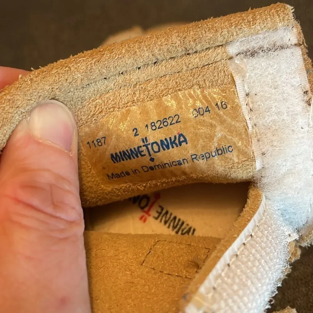 Minnetonka Baby Moccasin Suede brown/ yellow